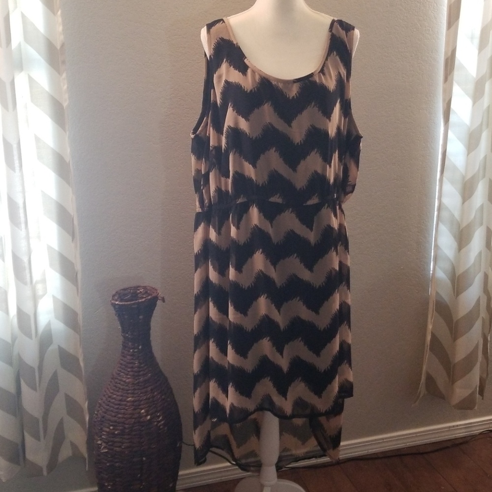 High low tan print dress